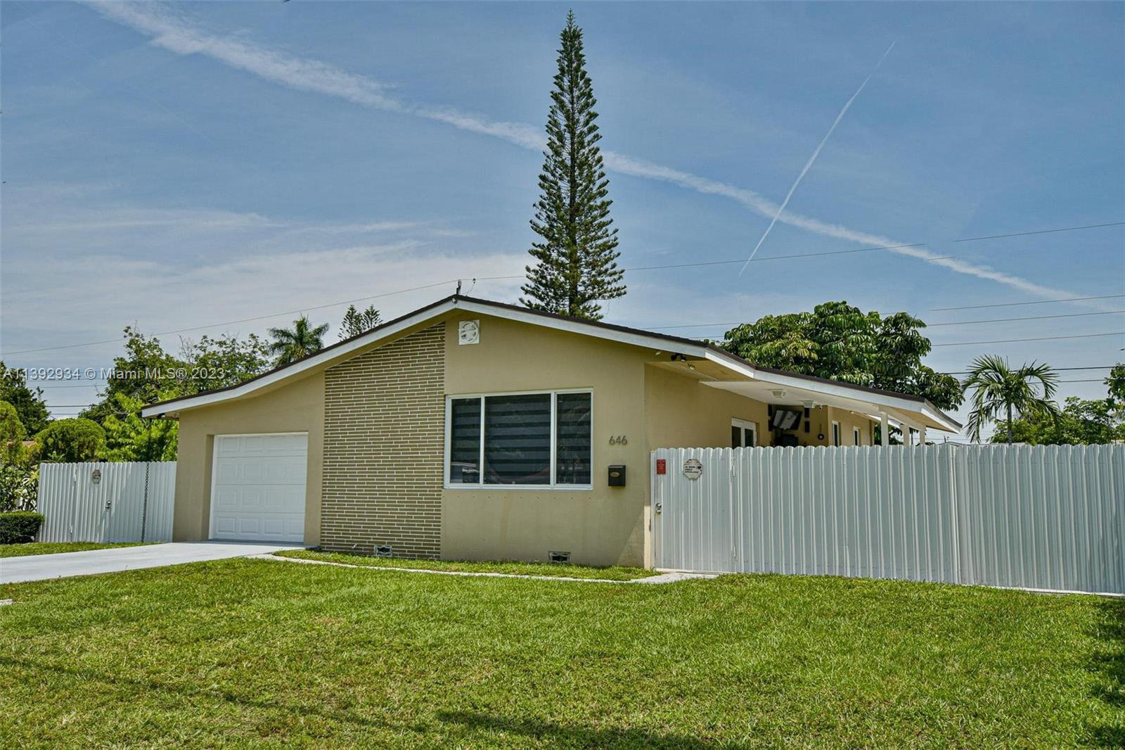 HOPPERS GARDEN TRACTS - Residential