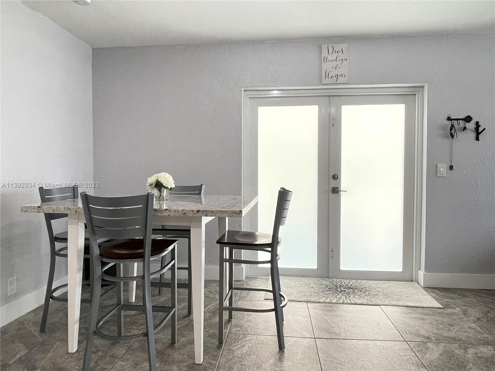 HOPPERS GARDEN TRACTS - Residential