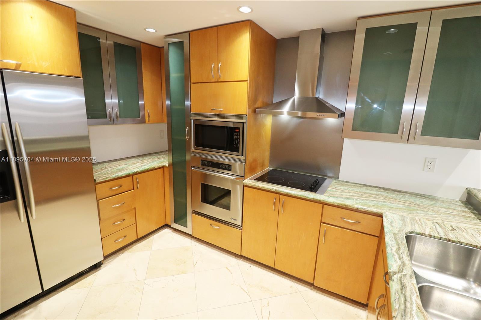 KEY COLONY NO 1 - Residential Lease