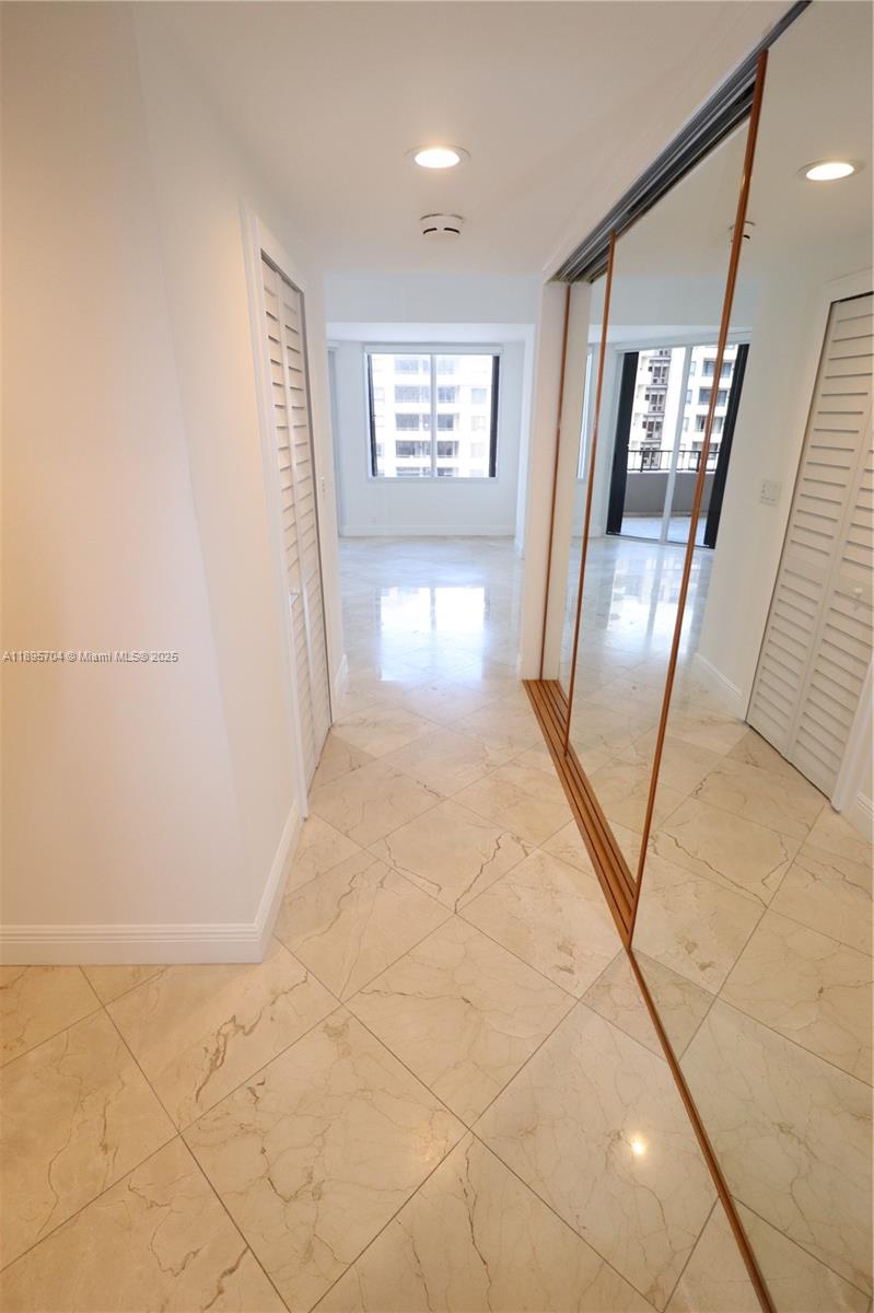 KEY COLONY NO 1 - Residential Lease