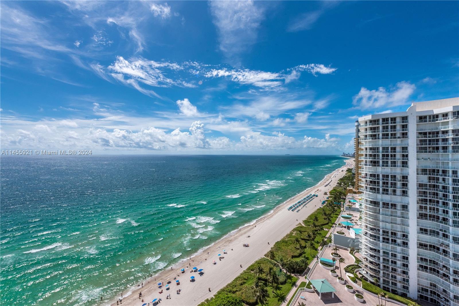 Rental Property at 16699 Collins Ave 2501, Sunny Isles Beach, Miami-Dade County, Florida - Bedrooms: 2 
Bathrooms: 3  - $5,500 MO.