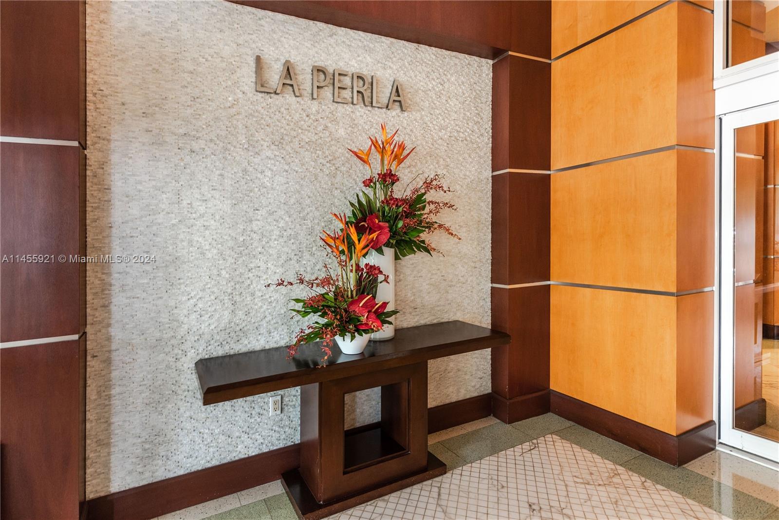 LA PERLA CONDO - Residential Lease