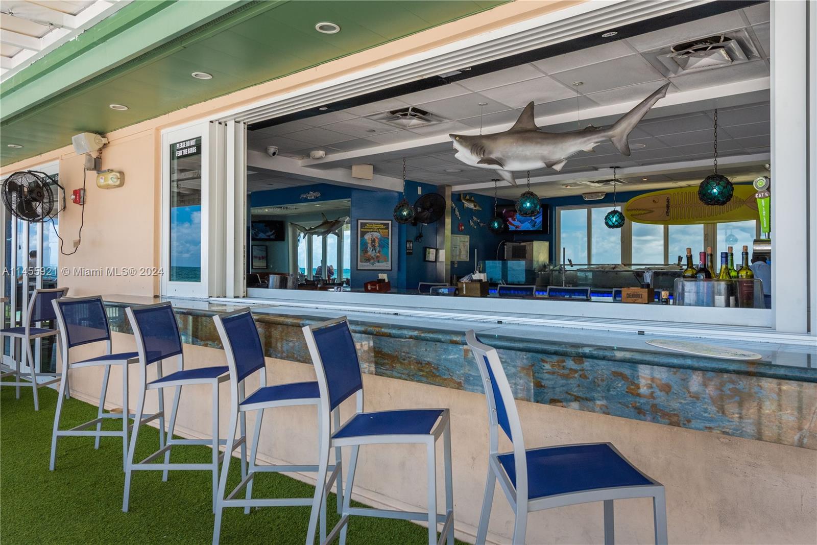 LA PERLA CONDO - Residential Lease