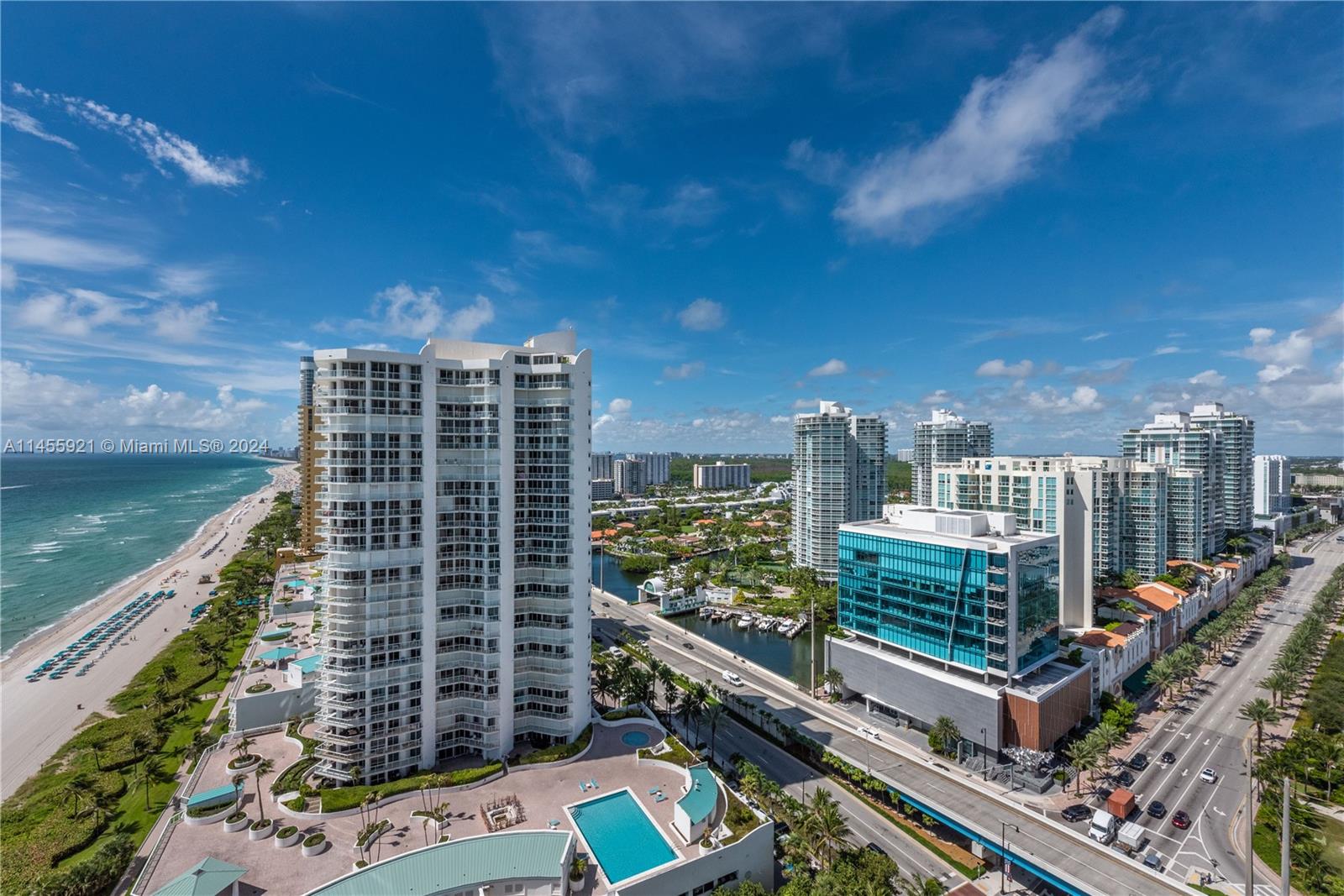 LA PERLA CONDO - Residential Lease