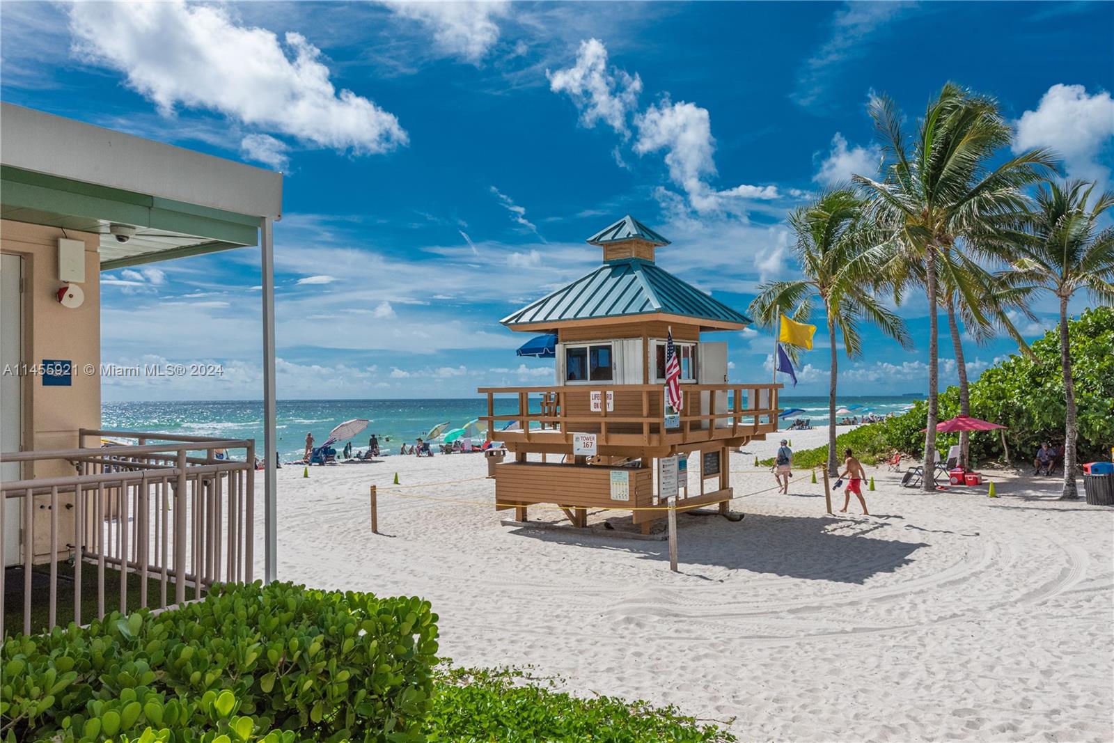 LA PERLA CONDO - Residential Lease