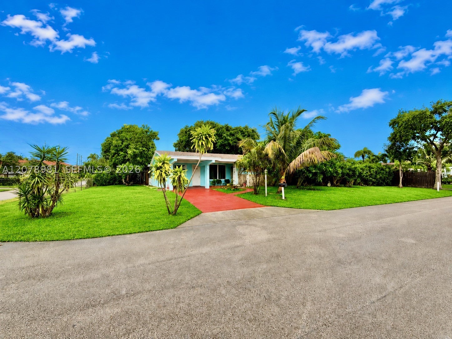 4940 SW 25th Ave