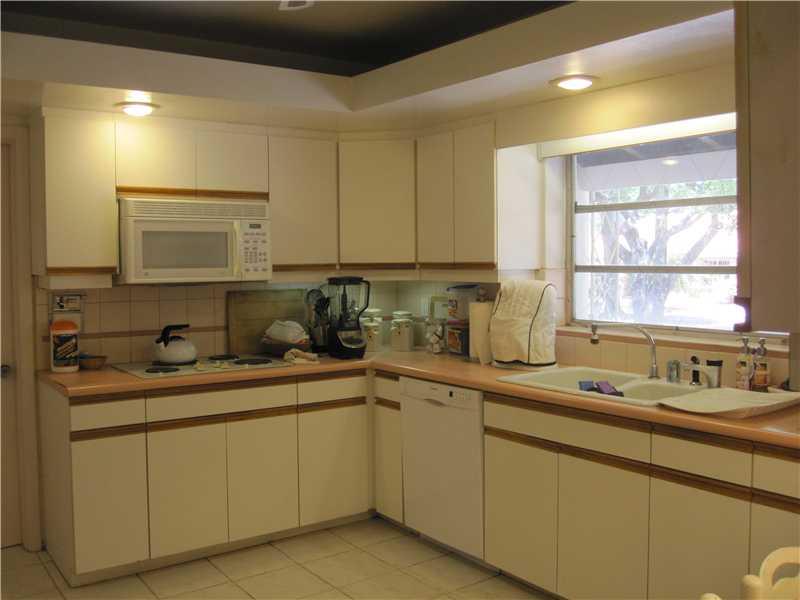 CORAL GABLES RIVIERA SEC - Residential