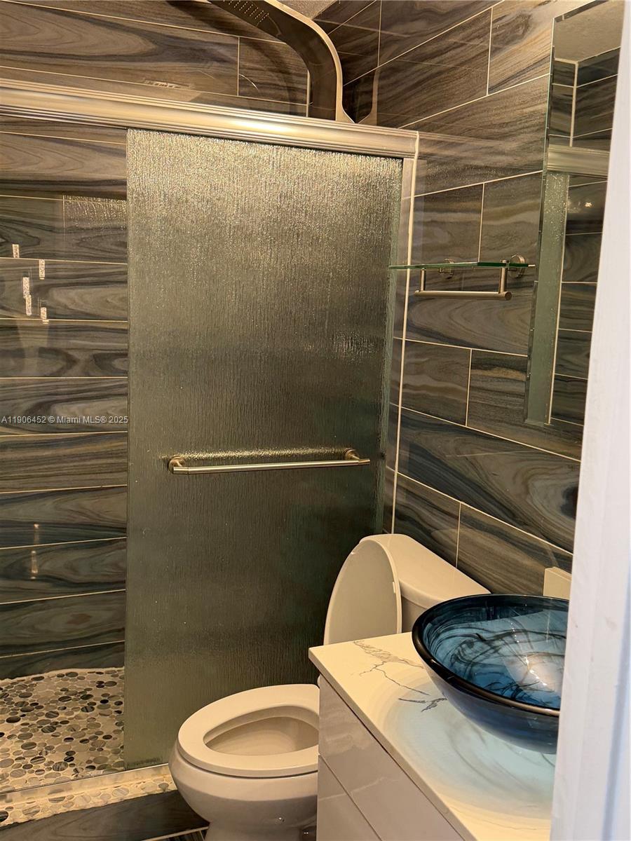 WEITZER SERENA LAKES TOWN - Residential Lease