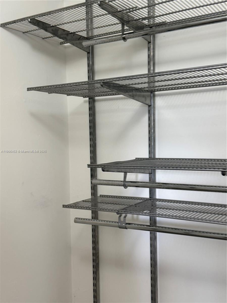 WEITZER SERENA LAKES TOWN - Residential Lease