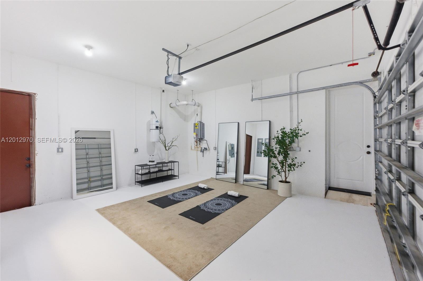 VICTORIA PARK CORR AMEN P - Residential
