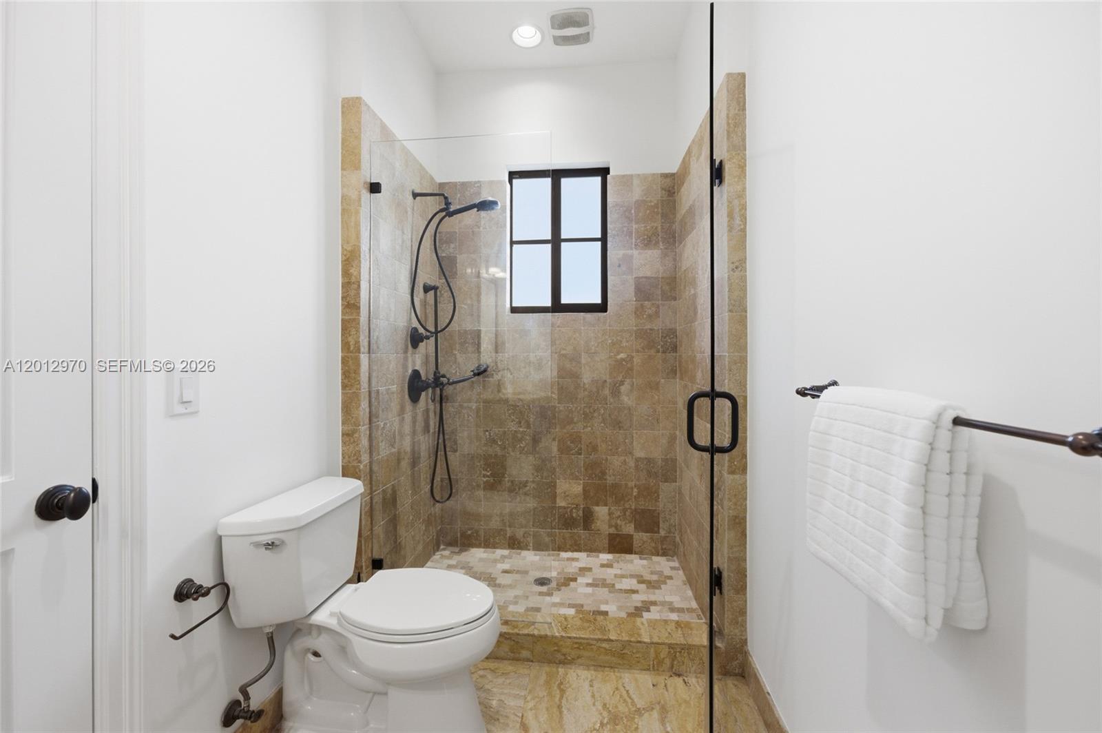 VICTORIA PARK CORR AMEN P - Residential