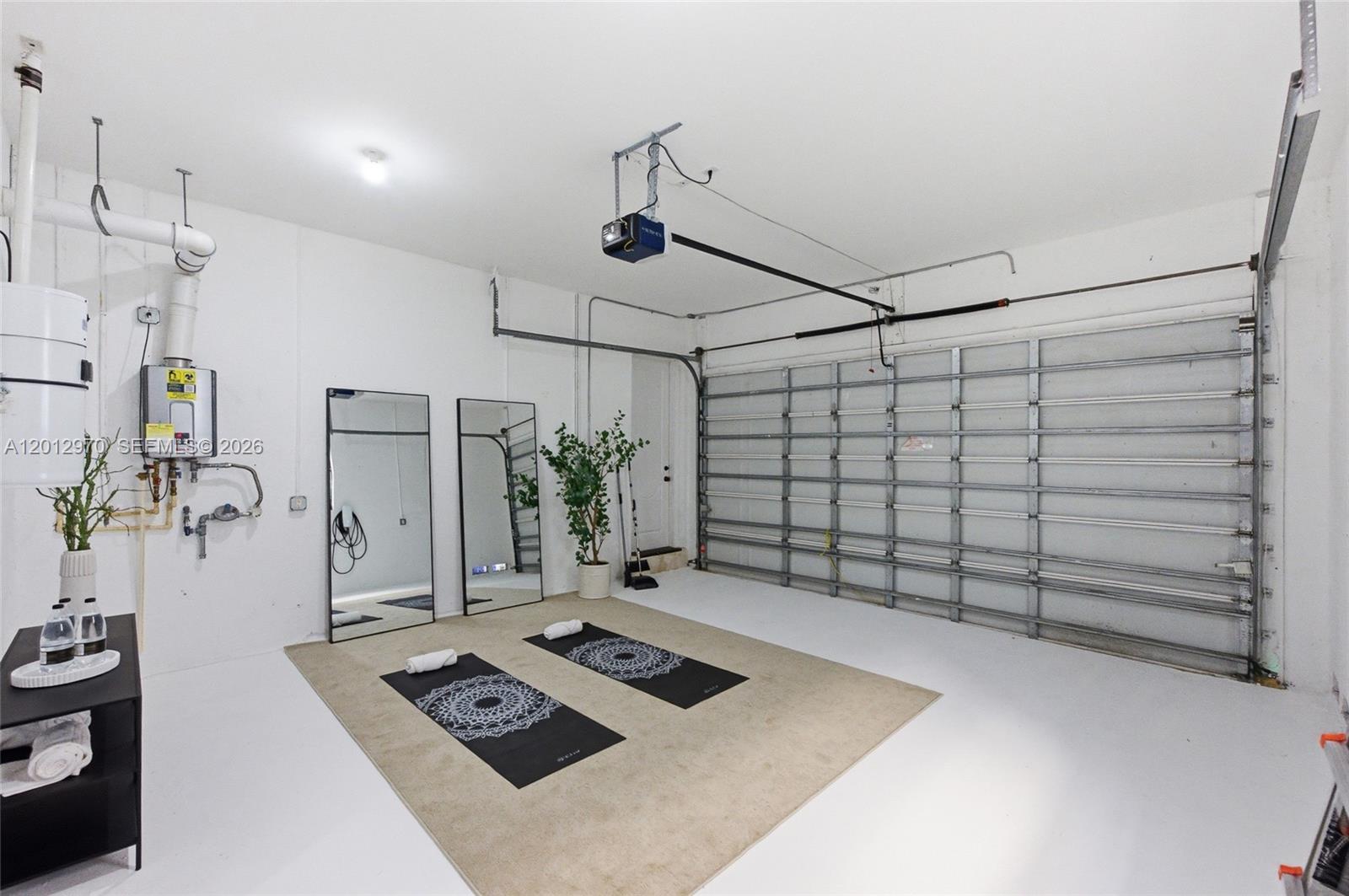 VICTORIA PARK CORR AMEN P - Residential
