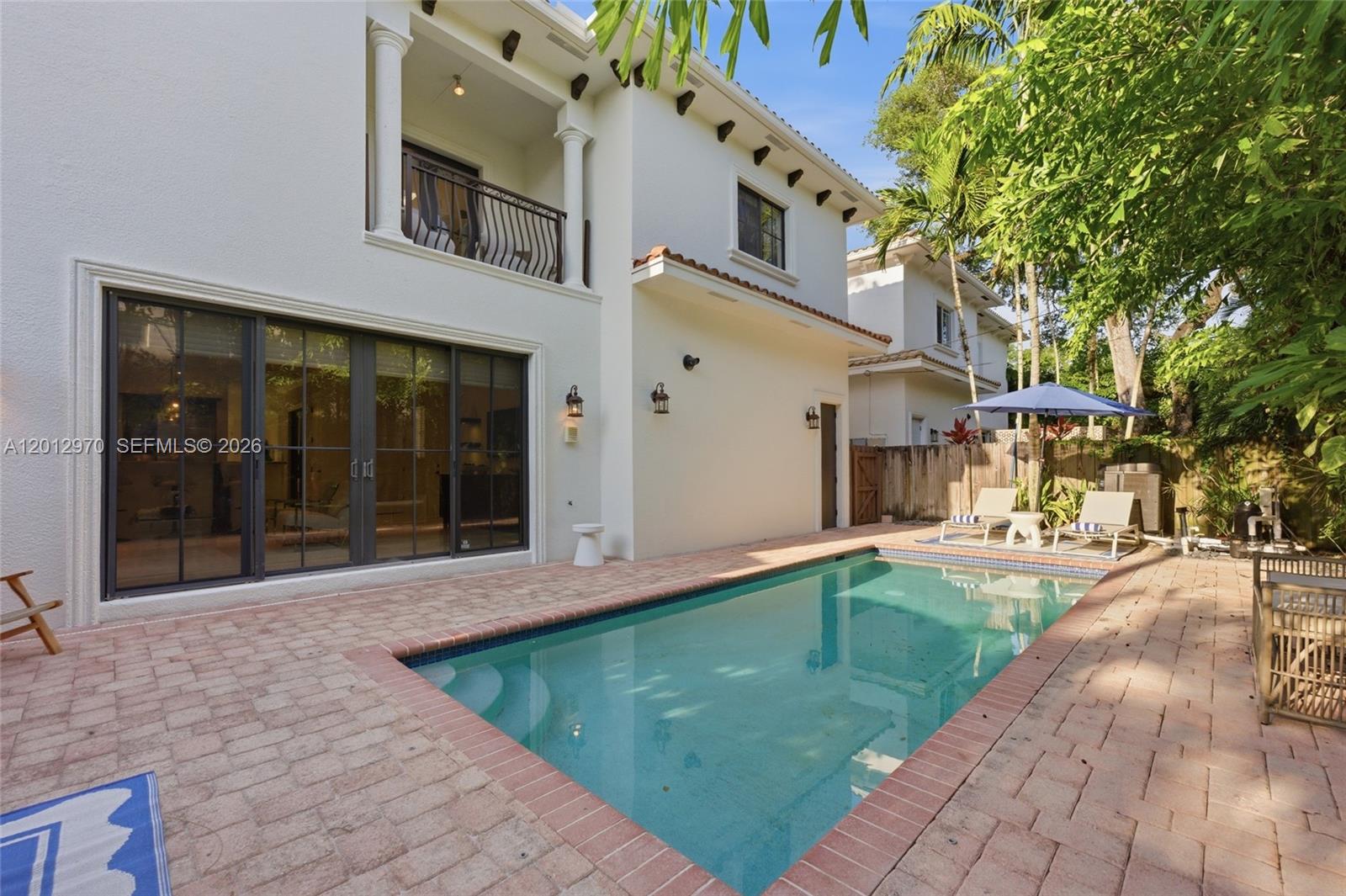 VICTORIA PARK CORR AMEN P - Residential