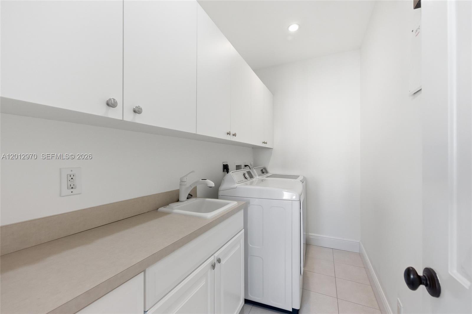 VICTORIA PARK CORR AMEN P - Residential