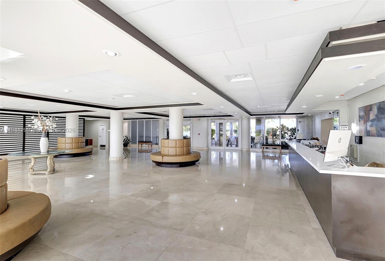 THE CARRIAGE CLUB NORTH - Residential