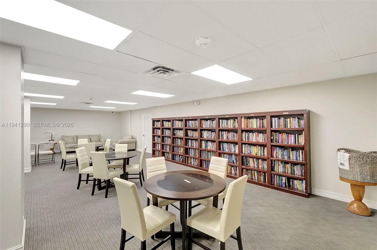 THE CARRIAGE CLUB NORTH - Residential