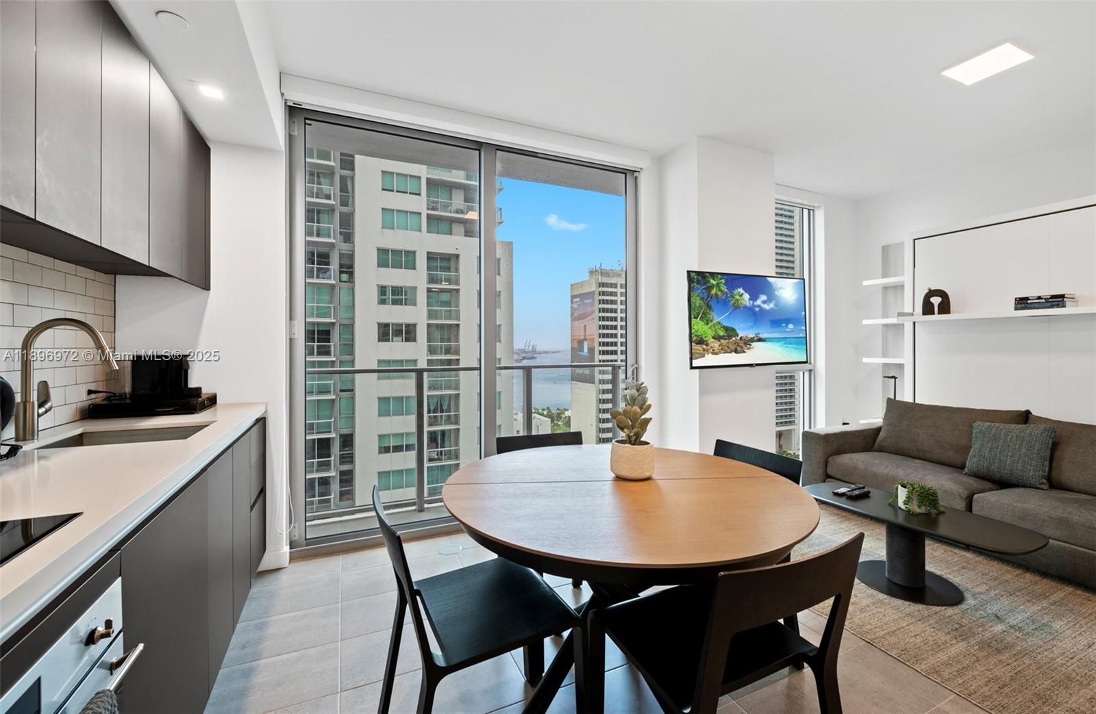 View photos, virtual tours, details... 227 NE 2nd St 2512