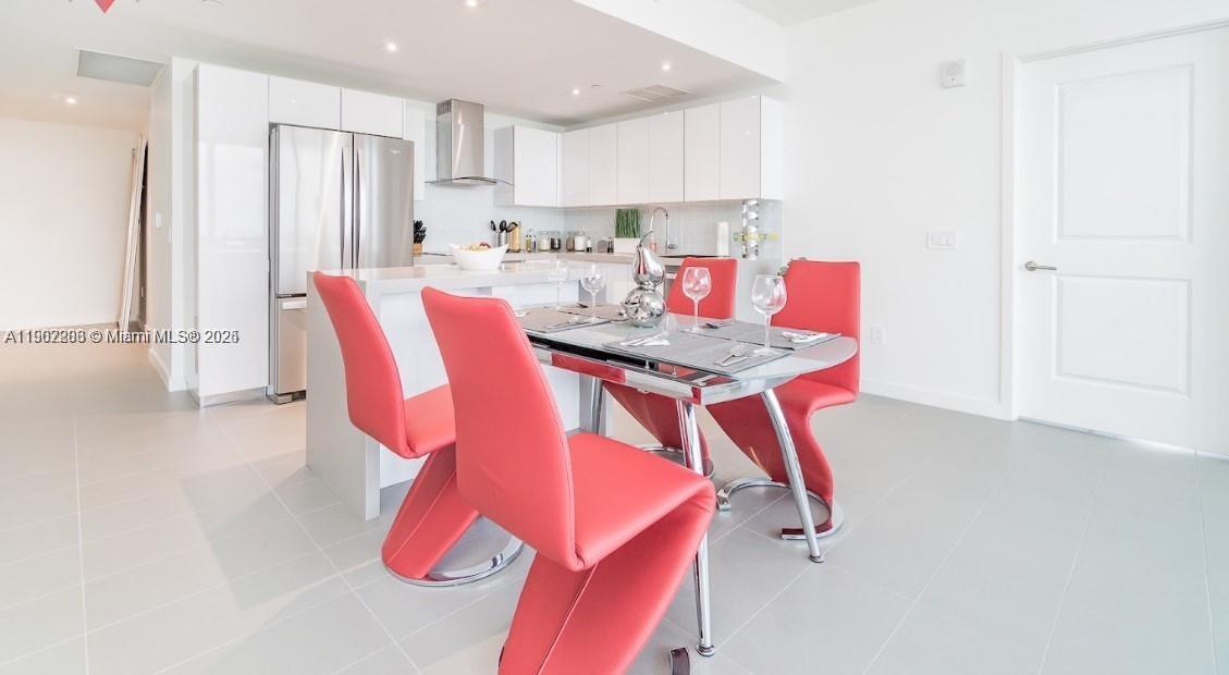 CANVAS CONDO - Residential