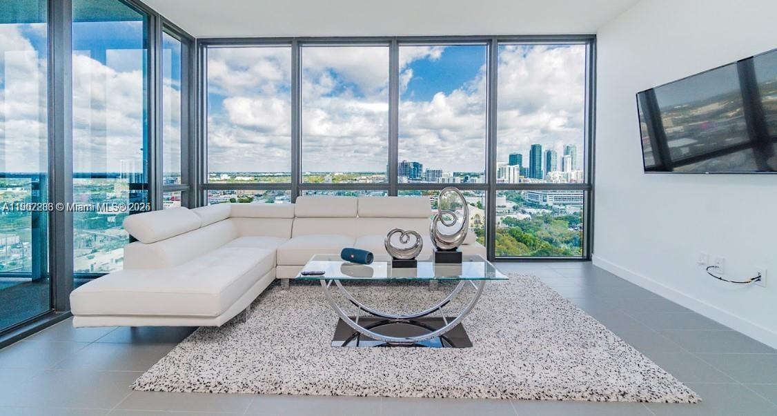 CANVAS CONDO - Residential