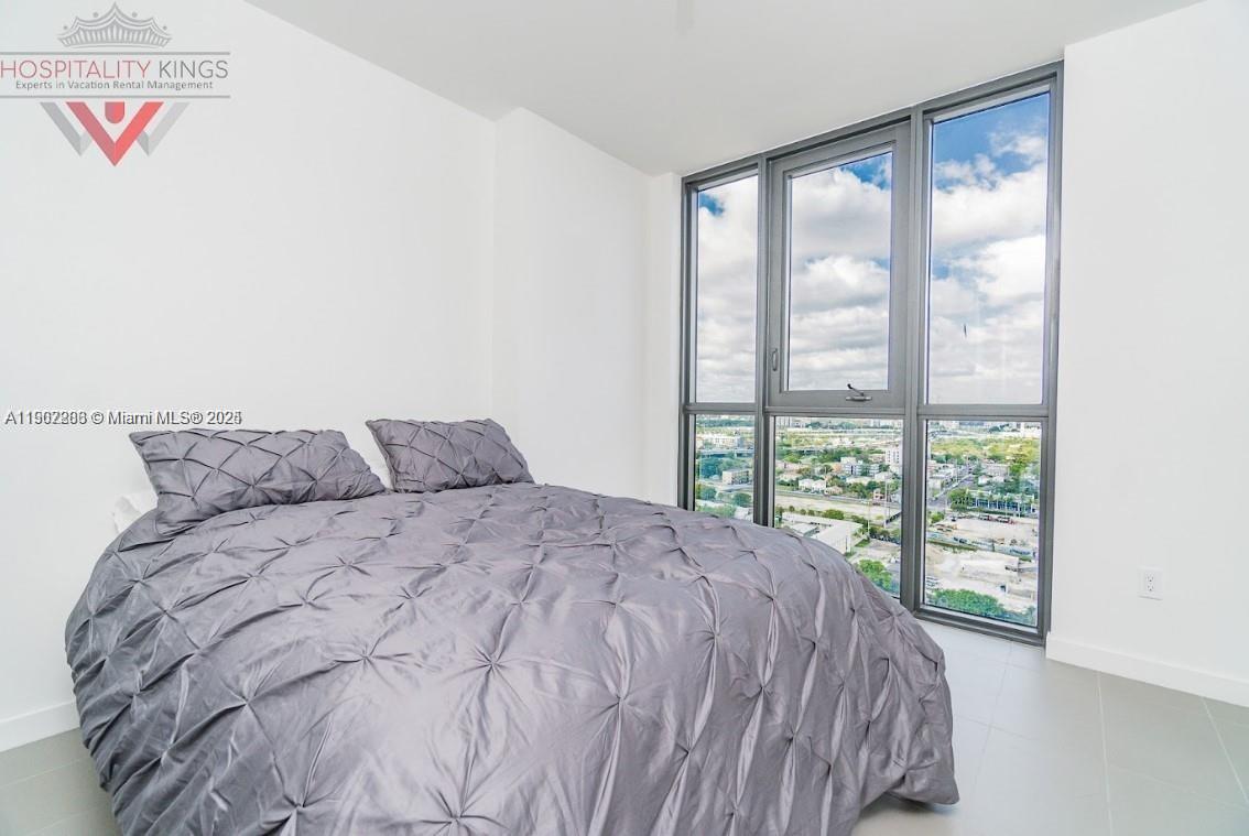 CANVAS CONDO - Residential