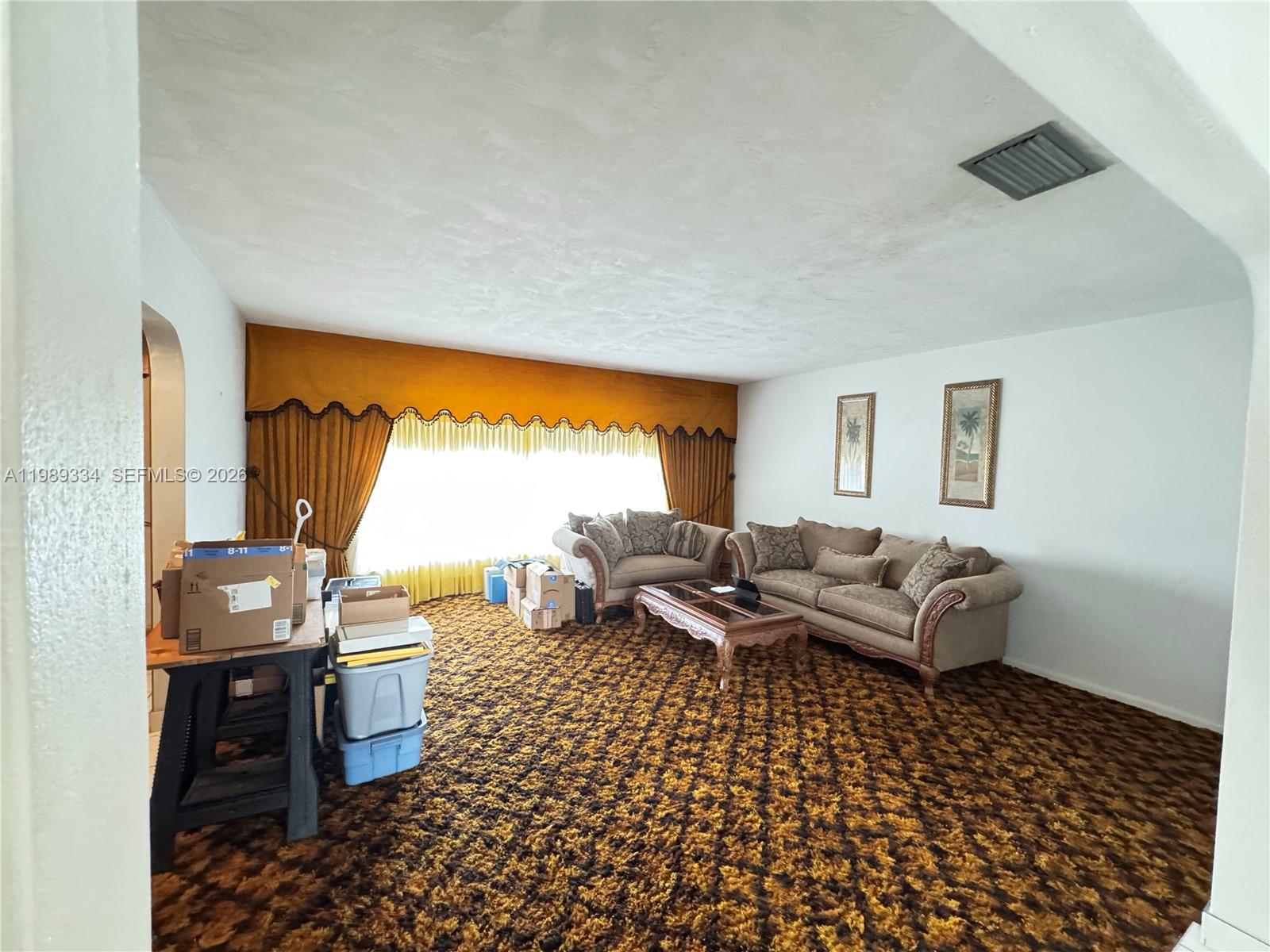 PEMBROKE LAKES SEC 1 - Residential