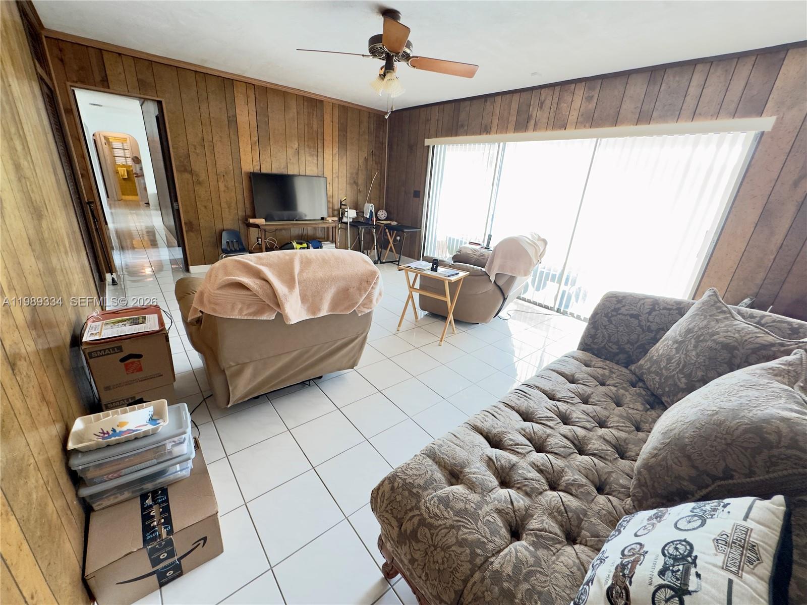 PEMBROKE LAKES SEC 1 - Residential