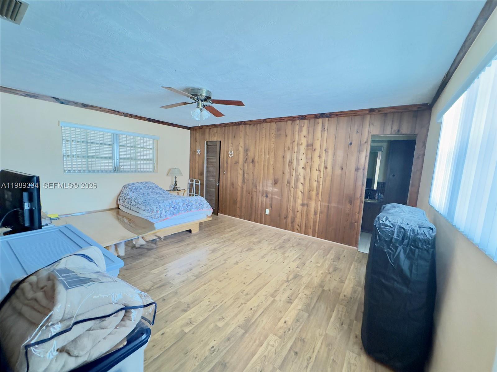 PEMBROKE LAKES SEC 1 - Residential