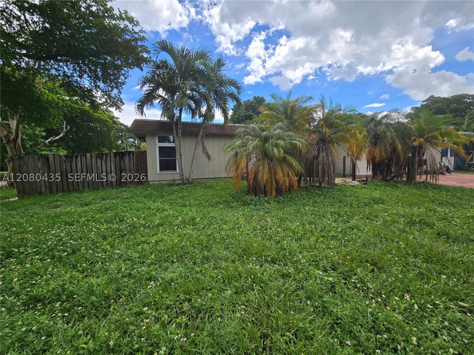7912 NW 73rd Ave, Tamarac FL 33321