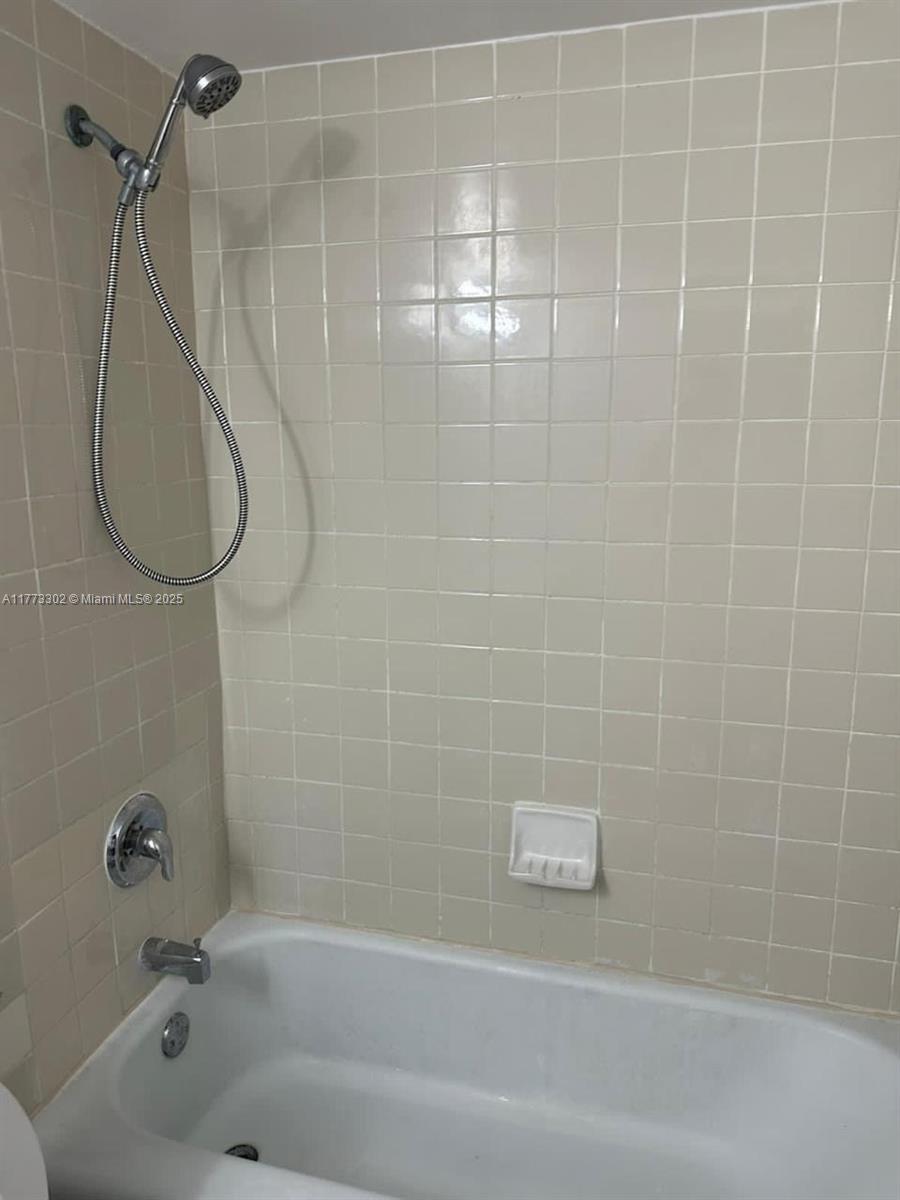 CROSS CREEK CONDO - Residential
