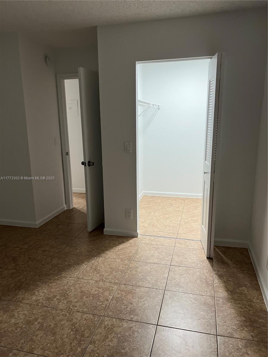 CROSS CREEK CONDO - Residential