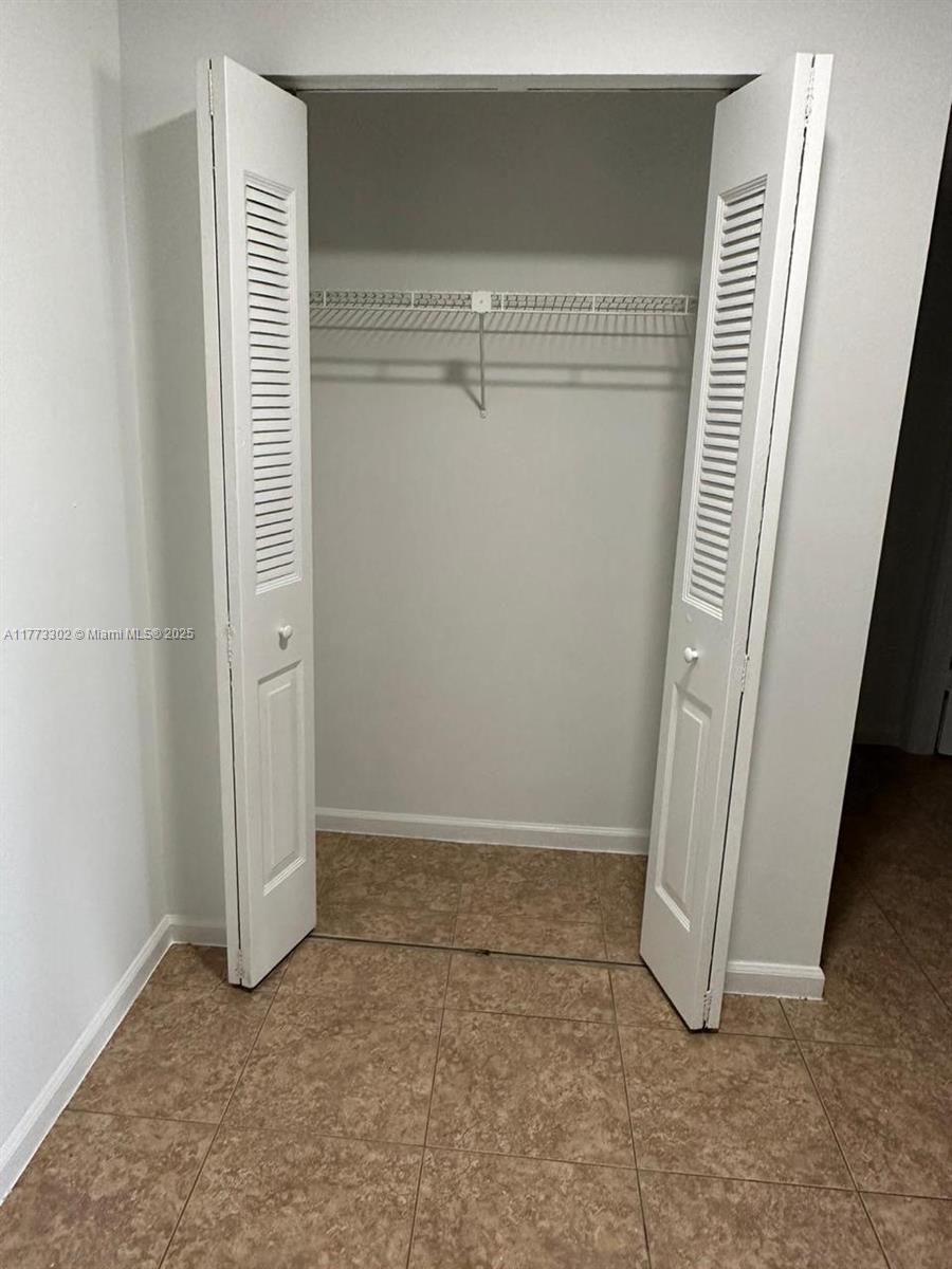 CROSS CREEK CONDO - Residential