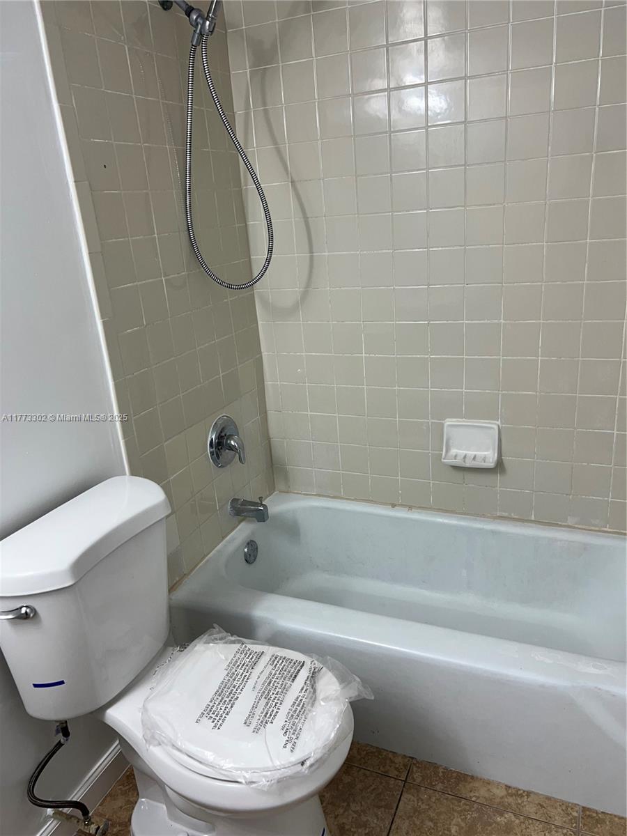 CROSS CREEK CONDO - Residential