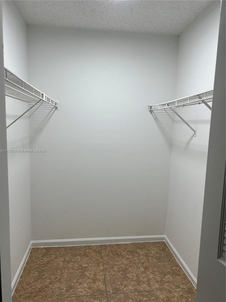 CROSS CREEK CONDO - Residential