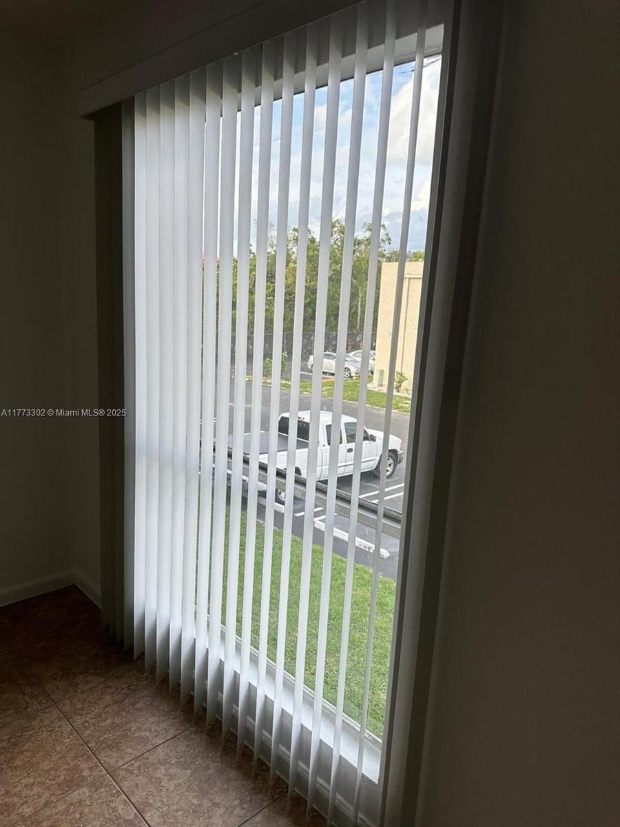 CROSS CREEK CONDO - Residential