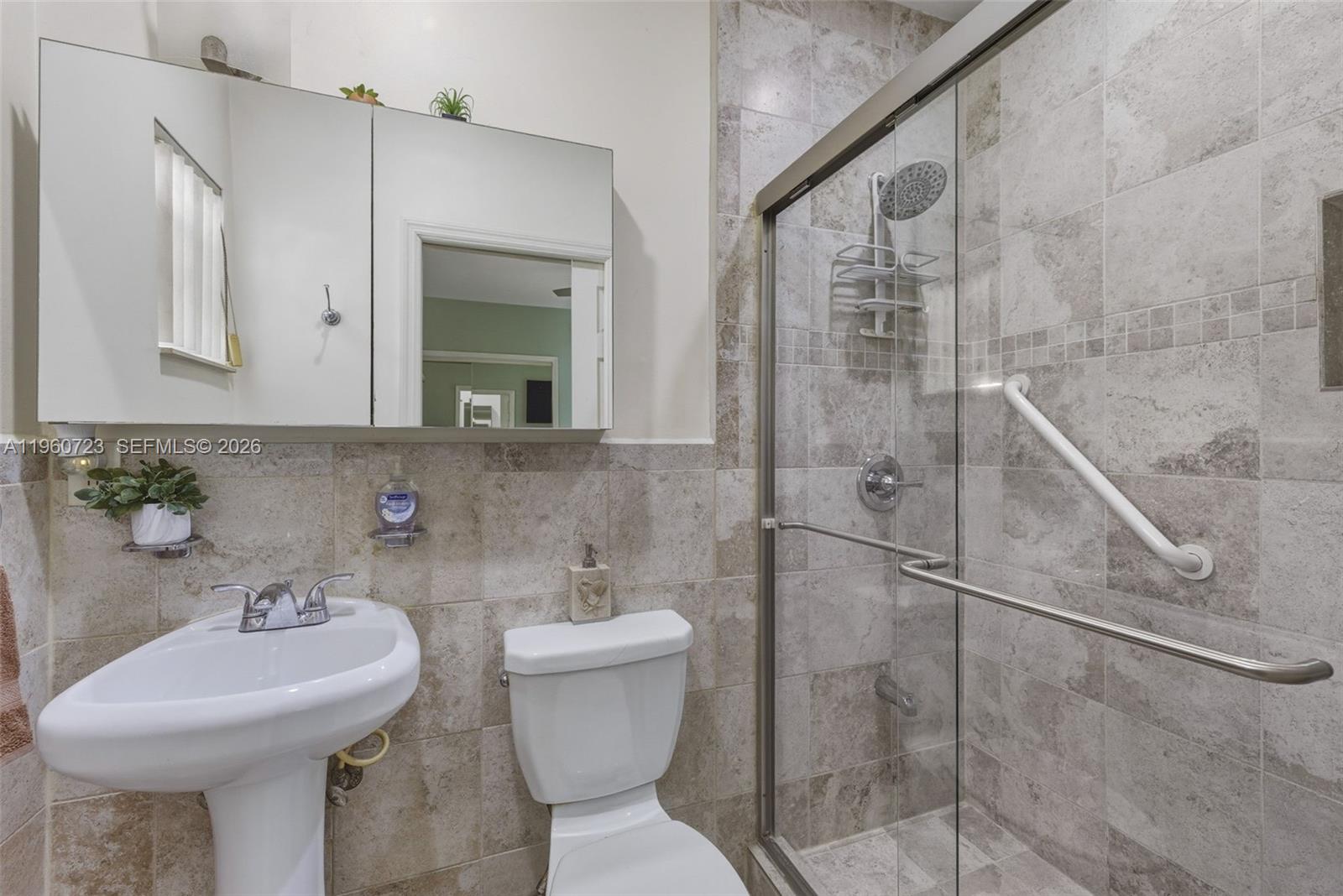 ALTOS DEL MAR NO 6 - Residential