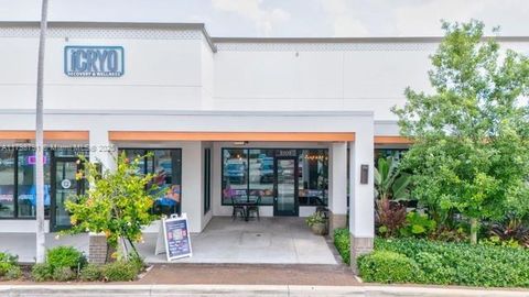S University Dr Plantation FL 33324