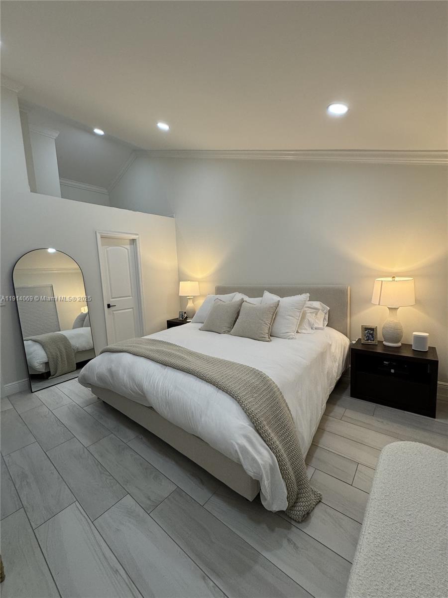 DADELAND COVE SEC 1 - Residential