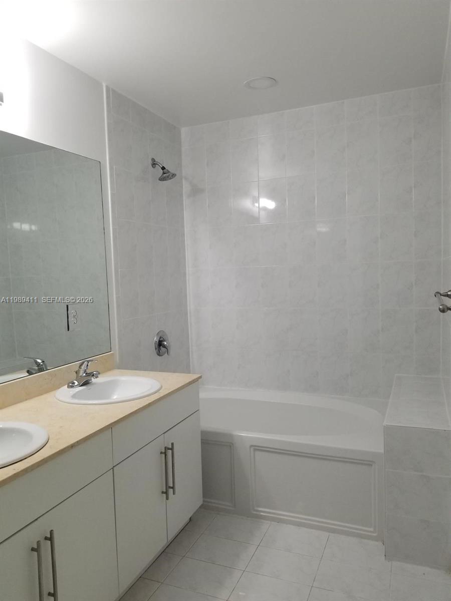 C GAB DOUGLAs SEC - Residential Lease