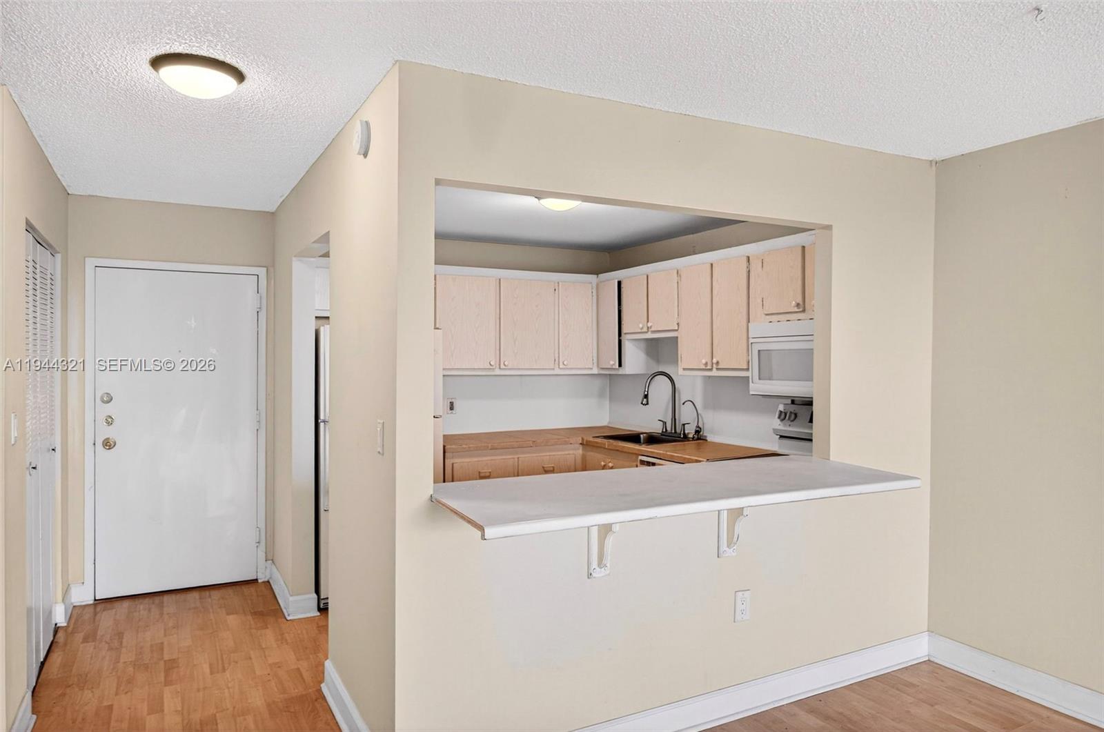 Woodside Apartments - Residential