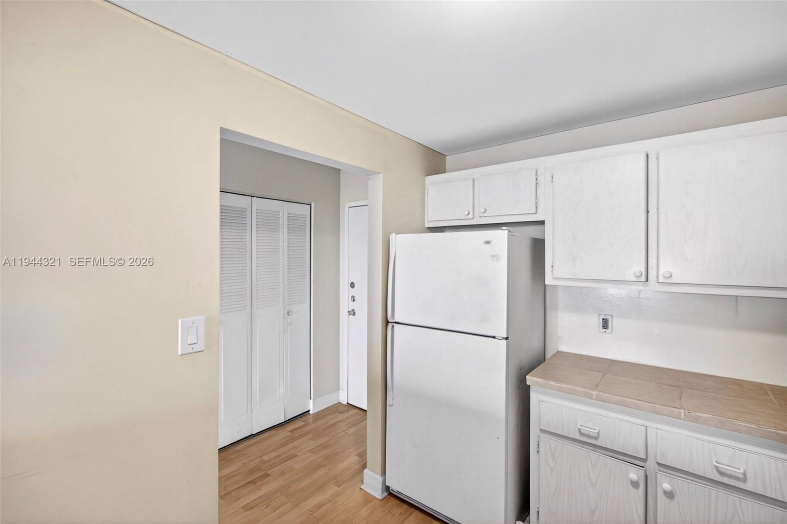 Woodside Apartments - Residential