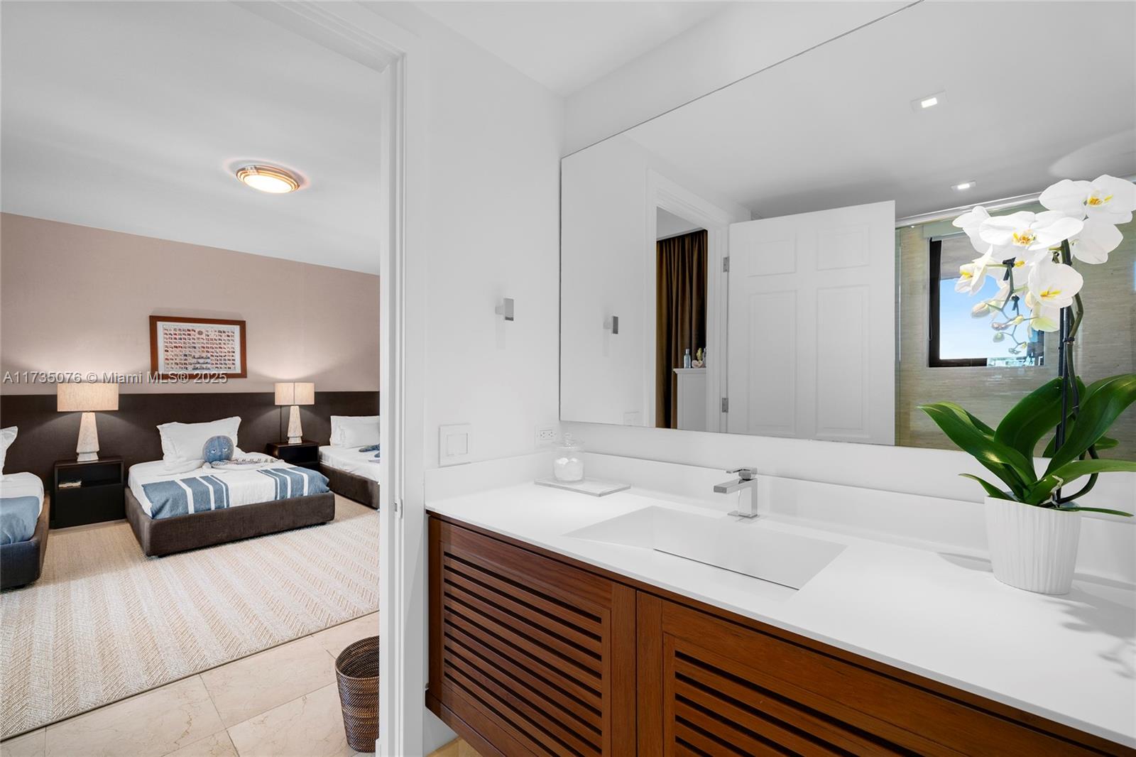 FISHER ISLAND - Residential