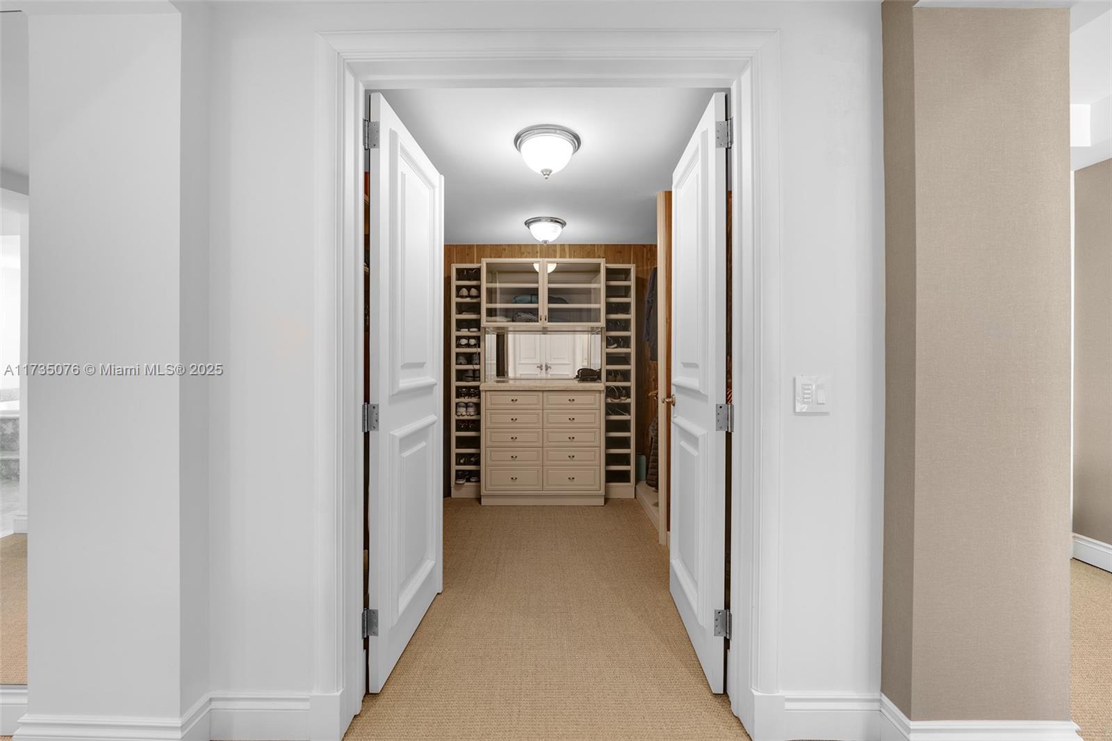 FISHER ISLAND - Residential