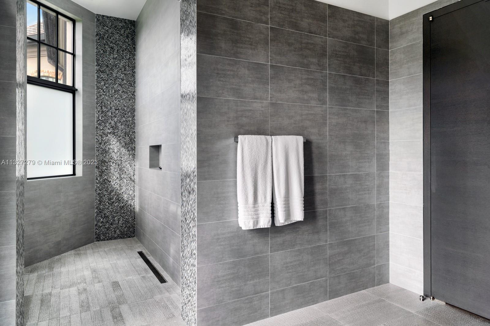 OLD MARSH GOLF CLUB - Residential