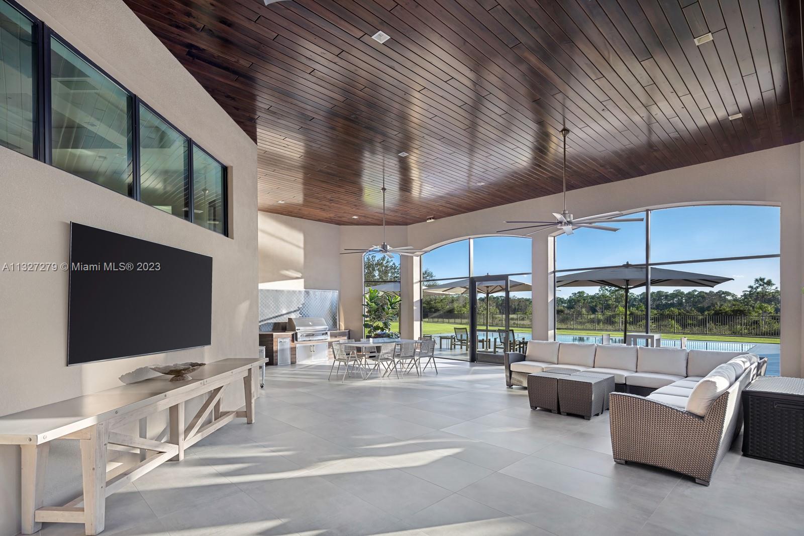 OLD MARSH GOLF CLUB - Residential