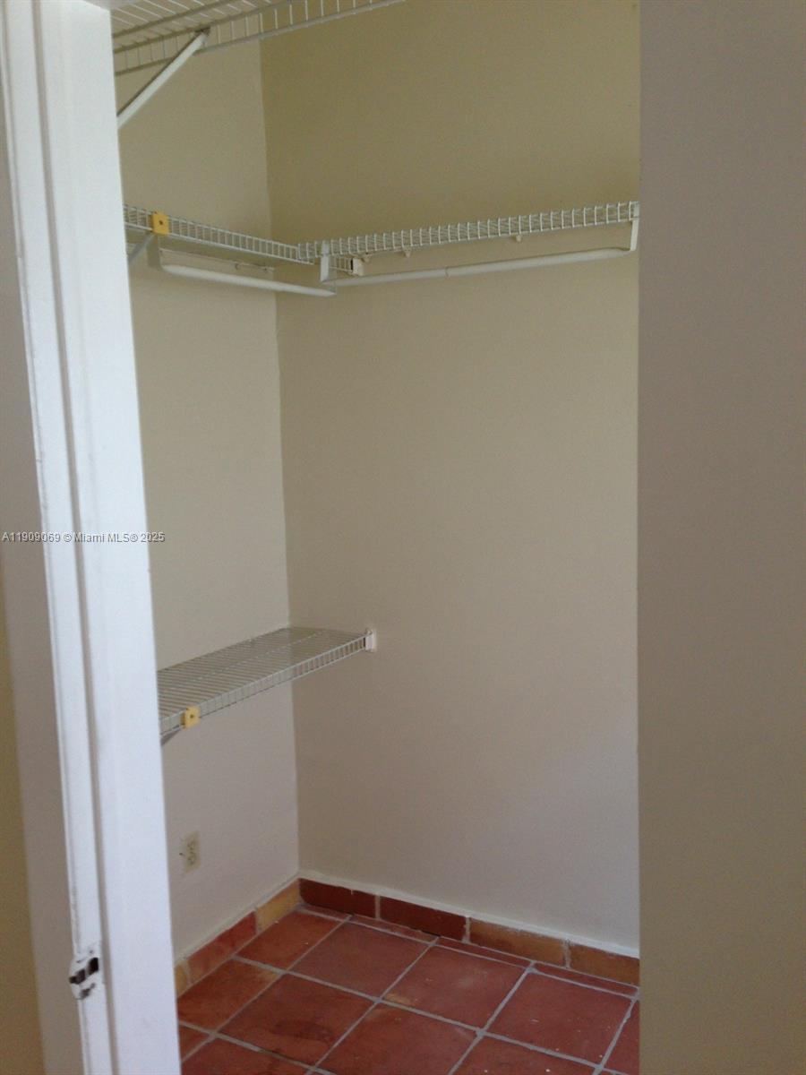 CARMEL VILLAS CONDO - Residential Lease