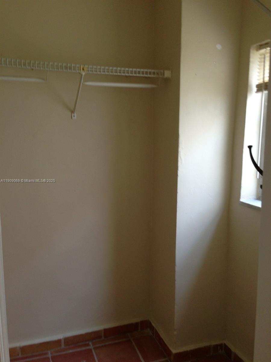 CARMEL VILLAS CONDO - Residential Lease