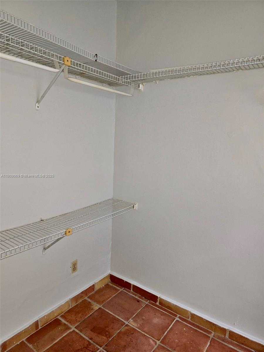 CARMEL VILLAS CONDO - Residential Lease