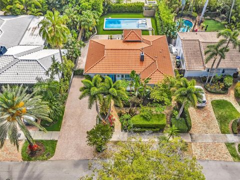 Tiny photo for 744 NE 18th Ave, Fort Lauderdale, FL 33304 (MLS # A12010979)