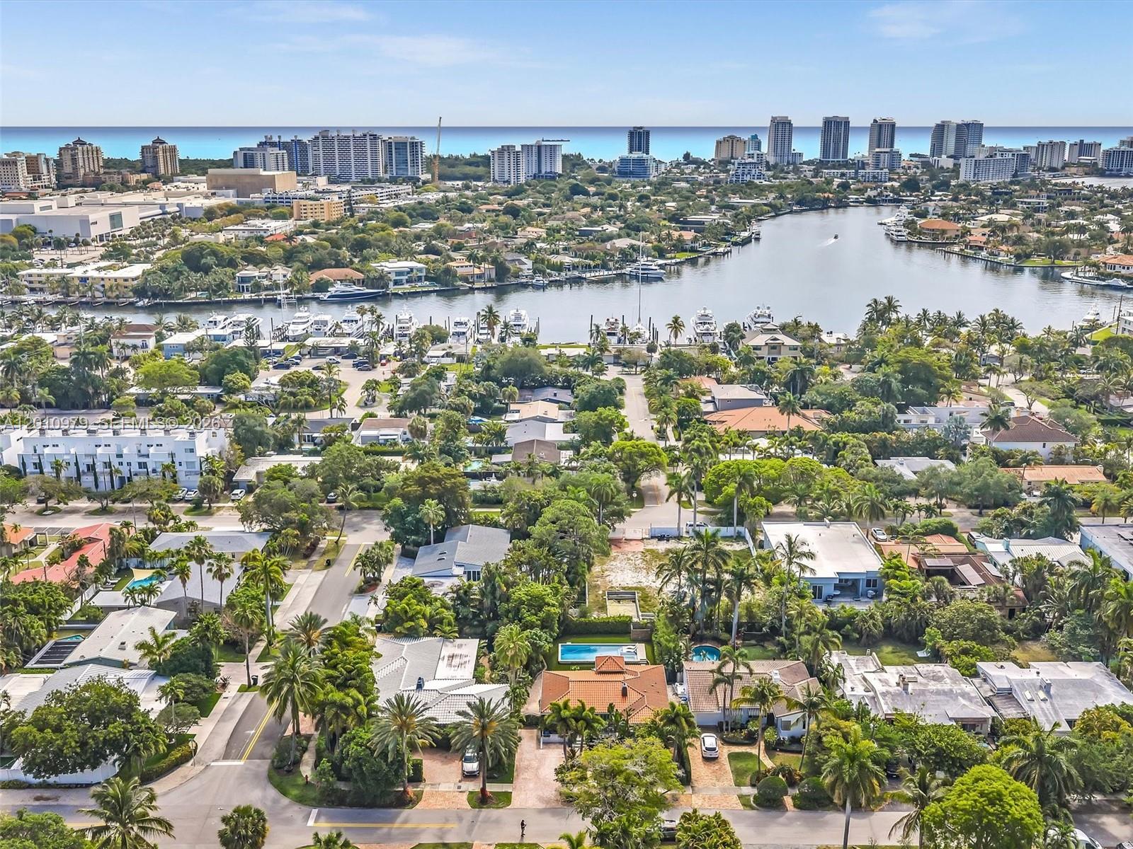 VICTORIA HIGHLANDS - Residential