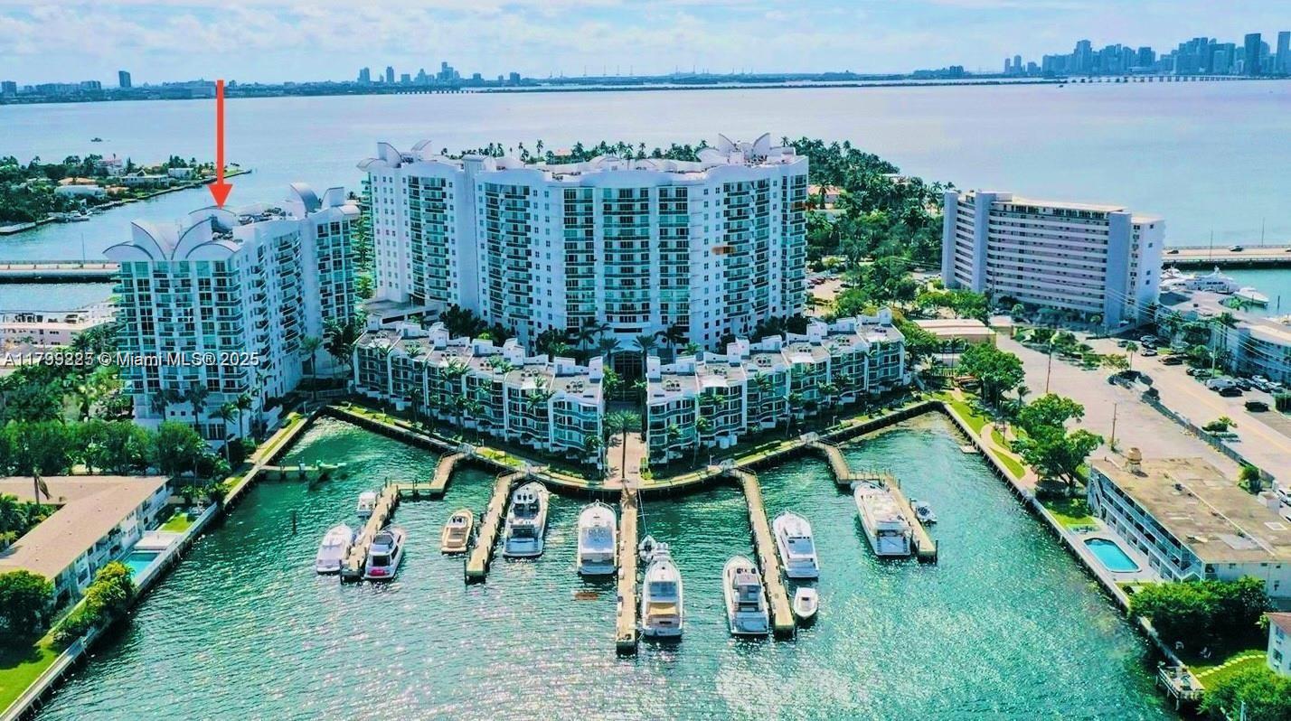 7910 Harbor Island Dr 1105